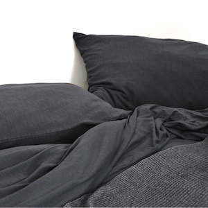 Bedding: Mikmax Flame Duvet Cover