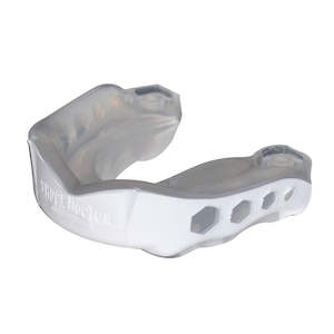 Sports Equipment Accessories: Shock Doctor Mouthguard Gel Max Youth