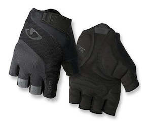 Bike Gloves: Giro Bravo Gel Half Length Gloves - Black