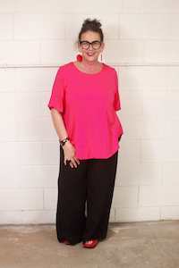 Bias Slip With Curve Tee: TCD Curve Tee - Lipstick