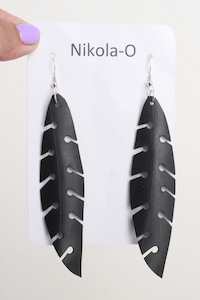 Nikola-O - Mamaku Fern Earrings Black