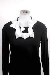 Under 200: Mikas - Tsuno Origami Necklace- White