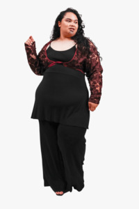 Under 200: Gorjis Blair Top - Merlot