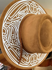 Fedora Suede Potae (Māori Pattern)