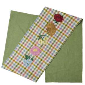 Kip & Co Linen Table Runner - Sweet Flowers Tartan