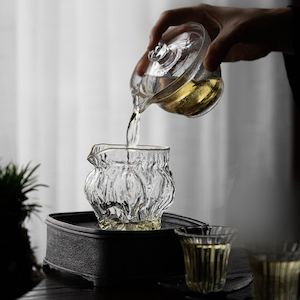 Sale: Anti-Scald Glass Walnut Pattern Fair Cup Gong Dao Bei