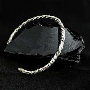 Sterling Silver Twisted Wire Bangle - Sue Woledge – Massage & Contact Care Te Aroha