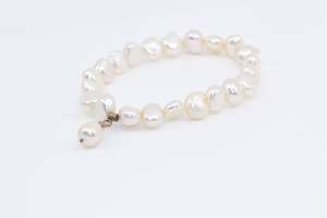 Lisa Webb Jewellery: Lisa Webb | Pearl Bracelet