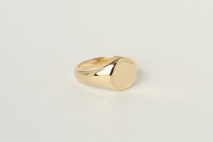Charlotte Penman: Charlotte Penman Fine | Signet Ring | 9k Gold
