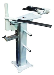 BRAMLEY® Wrought Iron Picket & Basket Attachment