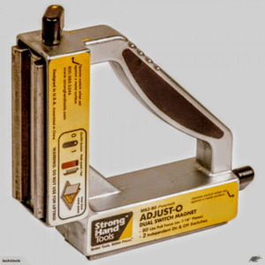STRONG HAND® Adjust-O 90° Dual Switch Magnet Square 55kg Pull Force
