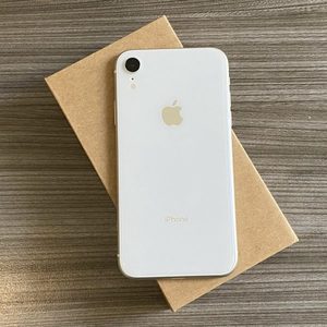 Apple iPhone XR 64gb White Excellent Used - Techlord Technology