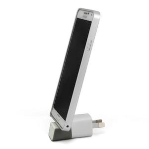 Power dock smart charger