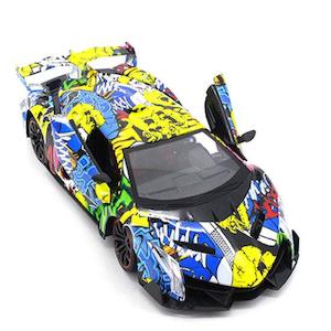 Rc Cars 1: Large RC Grafitti Racing Car 1:10
