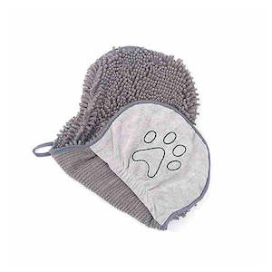 Dog Grooming: Extra absorbent microfibre dog bath towel