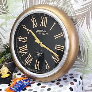 Clock Wall Metal TC8