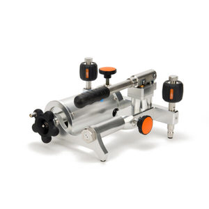 Pressure Measurement: Additel 912A Low Pressure Pump