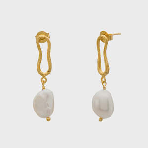Jewellery: Eterna Baroque Pearl