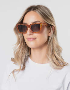 Paige Sunglasses | Light Tort
