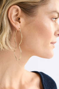 Elk: Svel Long Hoop Earring