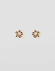 Jewellery: Earrings | Pearl Daisy
