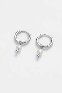 All: Heidi Hoop | Silver Pearl Earring
