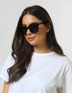 Stella And Gemma: Ashling Sunglass | Black