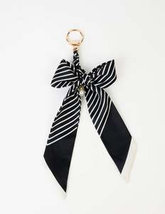 Stella + Gemma Bag | Key Charm Bow Black | White