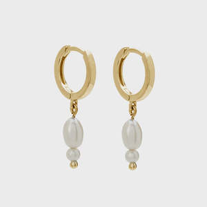 Jewellery: Earring | Double Pearl Huggies