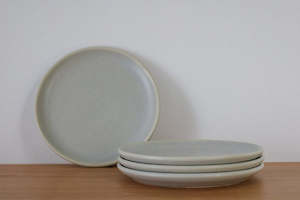 Studio Coupe 21cm Plate - Oyster Glaze