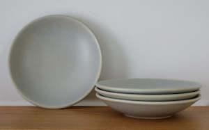 Studio Coupe 26cm Bowl - Oyster Glaze