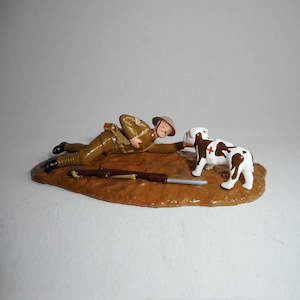 Ornaments Collectables: Collectible figurine - Caesar the ANZAC dog