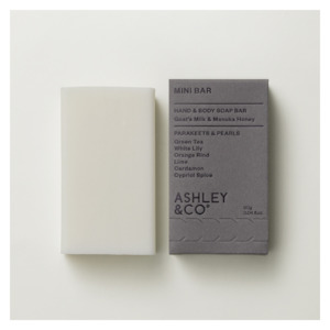 Mothers Day: Ashley&Co Mini Bar Parakeets & Pearls