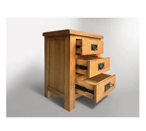 Bedside Tables: Richmond Bedside 3 Drawer