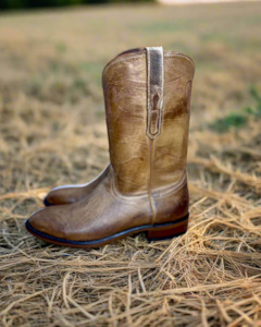 Mens Cowboy Boots: Lucchese: Sunset Roper - Brown