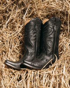 Womans Cowboy Boots: Ringers Western: Olivia Boot - Black