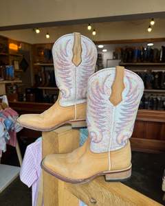 Do Not Remove: PRE LOVED - Youth Tan/White Embroidery Cowgirl Boots