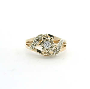Estate Rings: Estate 14ct Yellow Gold Diamond Star Set Ring