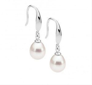 Ellani Sterling Silver Shepherds Hook Freshwater Pearl Drop Earrings
