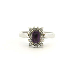 Estate Jewellery: Estate 9ct White Gold Amethyst & Diamond Cluster Ring