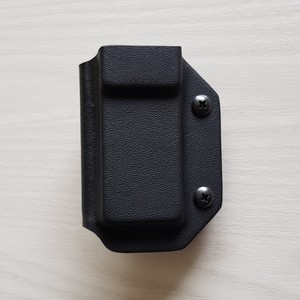Products: Glock 17 Magazine Carriers – TGR