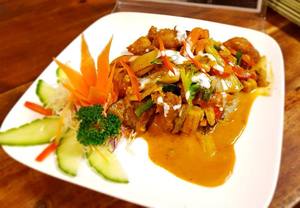 Pad Phed Spicy Stir Fry