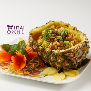 Signature: Ka Ob Saparot Pineapple Fried Rice