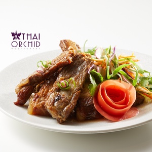 Se Klong Moo Op Pork Spare Ribs