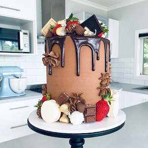 Cake: Chocolate Ruffles Drip Cake