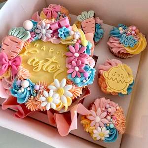 Easter mini Cake and 5 Cupcakes gift box