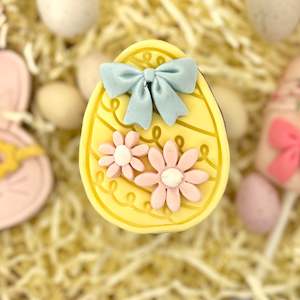 Easter yellow easter egg cookie