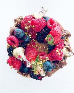 Mini Cakes: Christmas Mini Berry Cake (Vegan & Gluten Free Options Available too)