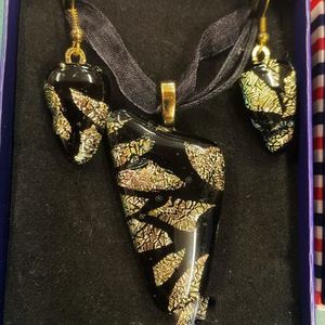 Glass Jewellery: Glass Necklace & Earring - Rose Gold Set