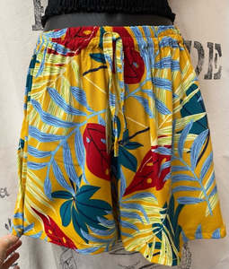 Shorts - Yellow Tropical Print